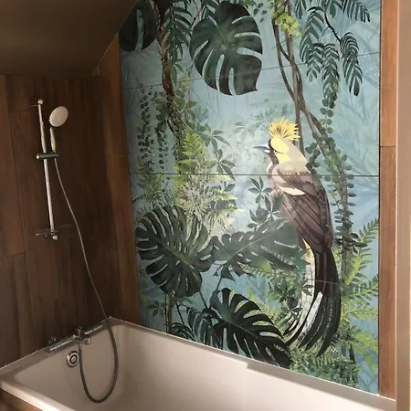 Le Domaine Aubazen Bed & Breakfast