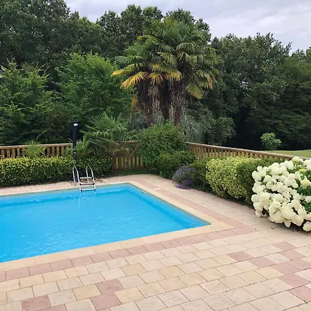 Bed & Breakfast Le Domaine Aubazen La Chapelle-Aubareil